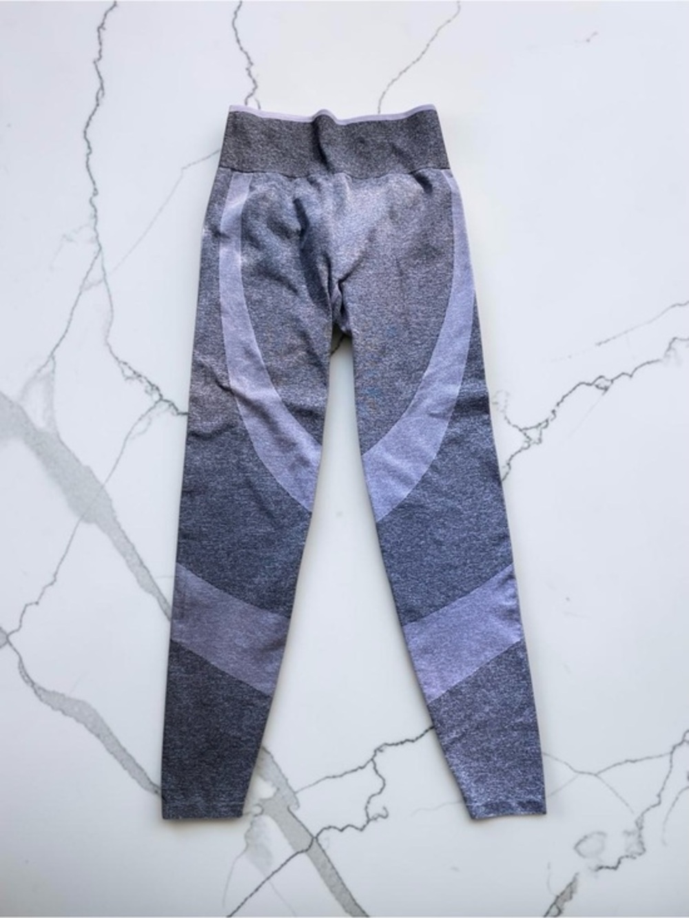 PINK Victoria's Secret Heathered Purple/Grey Seamless Patterned Leggings